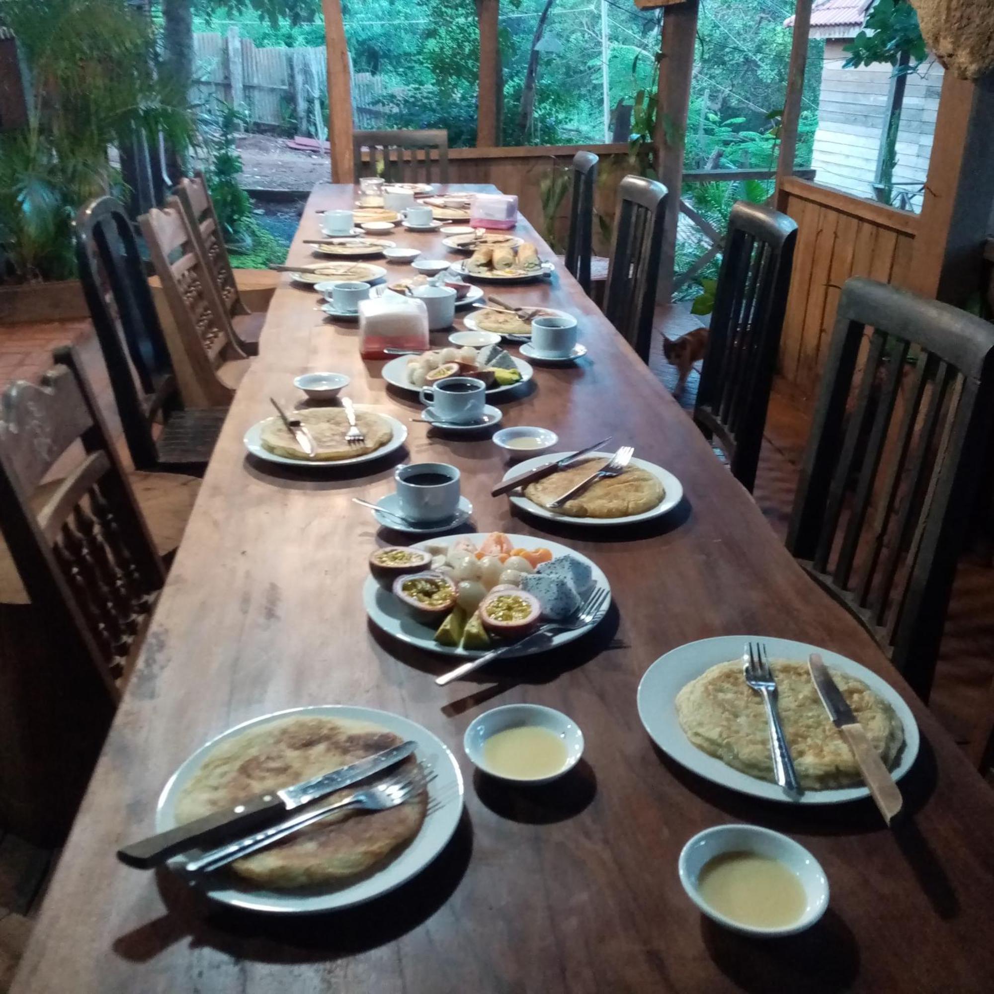Nature House Eco-Lodge&jungle trek Banlung Exterior foto