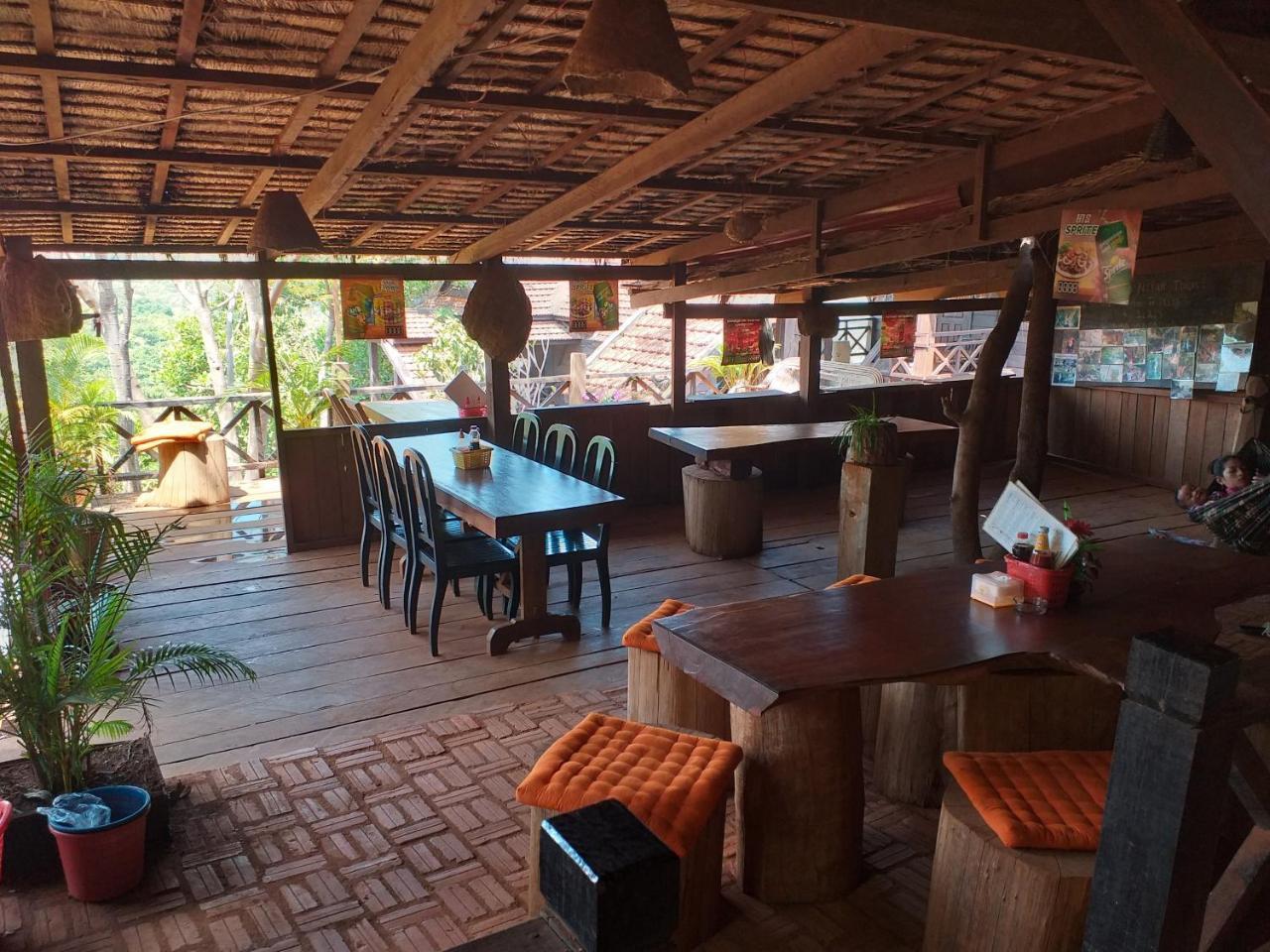 Nature House Eco-Lodge&jungle trek Banlung Exterior foto